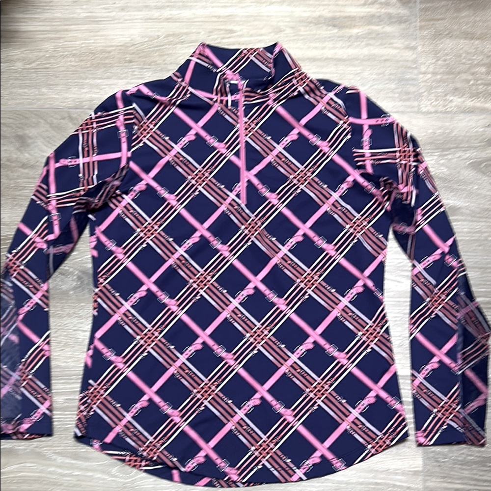 SPF nylon top for sports. Long sleeves have sheer section to keep cool